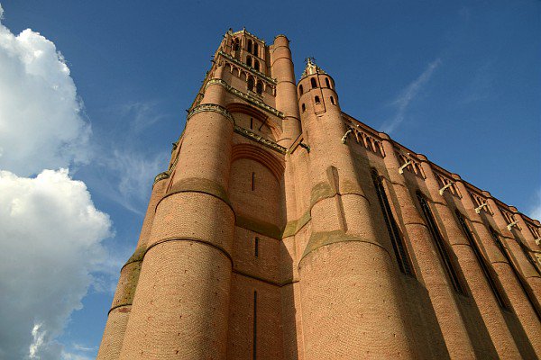 VoyageOccitanie's tweet photo. [LE SAVIEZ-VOUS ?] 20% du patrimoine français classé @UNESCO se trouve en #Occitanie. Pour les connaître 👉 https://t.co/TdcgUZasKN 🏛️ https://t.co/cEVSvdjNcr