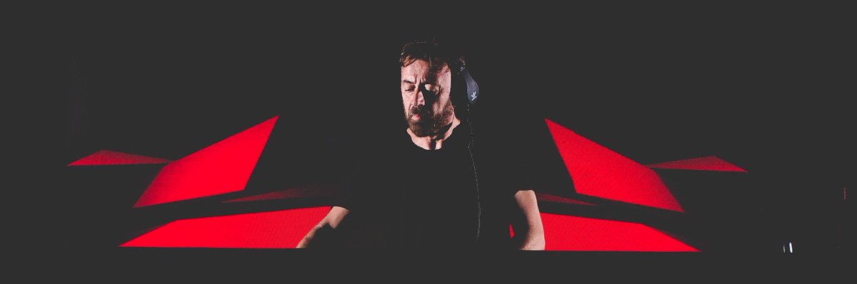 BennyBenassi's tweet photo. How was your weekend? Thanks Italy and #DropClub ๐โค๐ https://t.co/TITKM77B3y