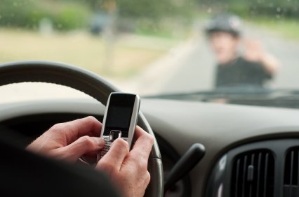 Romex_world's tweet photo. Killer drivers to receive life sentences in law change. Cases involving mobile phones are equivalent of manslaughter! #distractionprevention https://t.co/Pg3OcCLNKb
