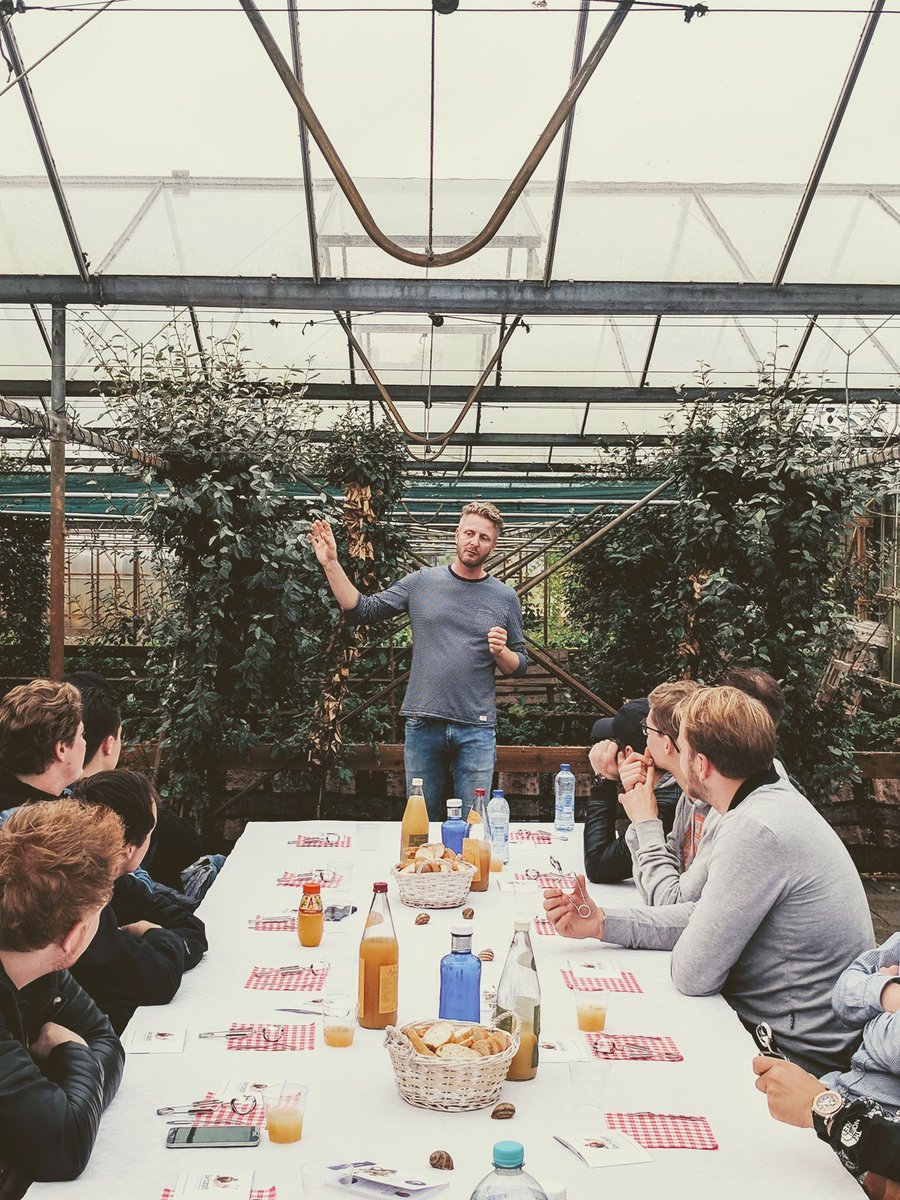 .<a href="/LennardterHall/">Slow Escargots</a> wat een tof inspirerend verhaal had je voor de toekomstige foodprofessionals! #bidfoodforstudents #slowescargots