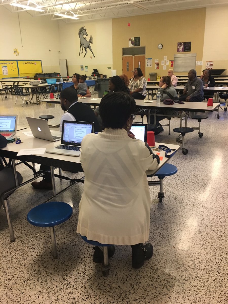 qtrabbit's tweet photo. @MachenElem Overview of the Title I Program at Machen Elementary😊Our parents are partners in education at Machen.#Machennation https://t.co/lwCyZKcDVZ