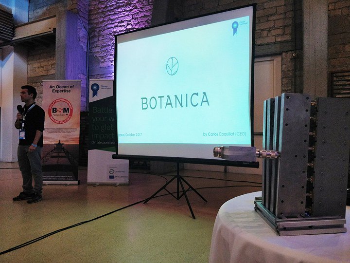 ClimateLaunch's tweet photo. Ceramics heating panels that save energy using microwaves technology. That is Bontanica from Spain #CLP17 https://t.co/51gBSBhhqJ
