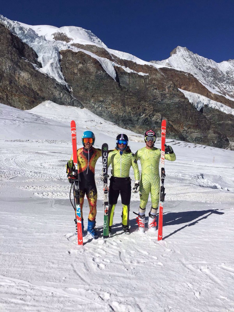 Cada loco con su tema: velocidad para <a href="/aduretxeza/">Adur Etxezarreta</a> y <a href="/alexpuentet/">Alex Puente Tasias</a> y #sl para <a href="/ricardortegaf/">Ricard Ortega</a> en Saas Fee de #gse #rfedialpino #spainsnow