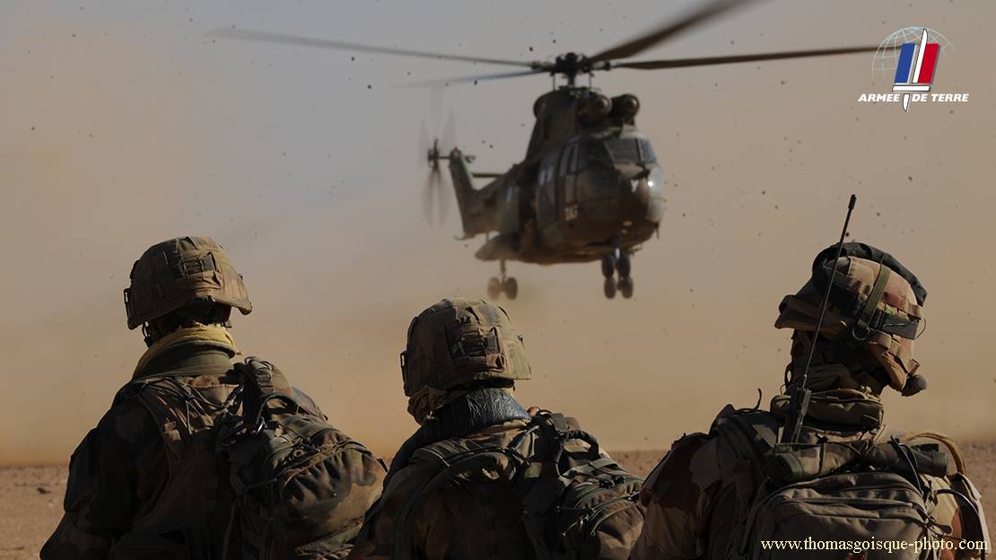 ecoledeguerre's tweet photo. Le module #interarmees conduit la #P25 à la découverte de #armeedeterre.
Suivez-nous jusqu'à Satory en fin de semaine!
@AdTShow https://t.co/RK6QObT6z4