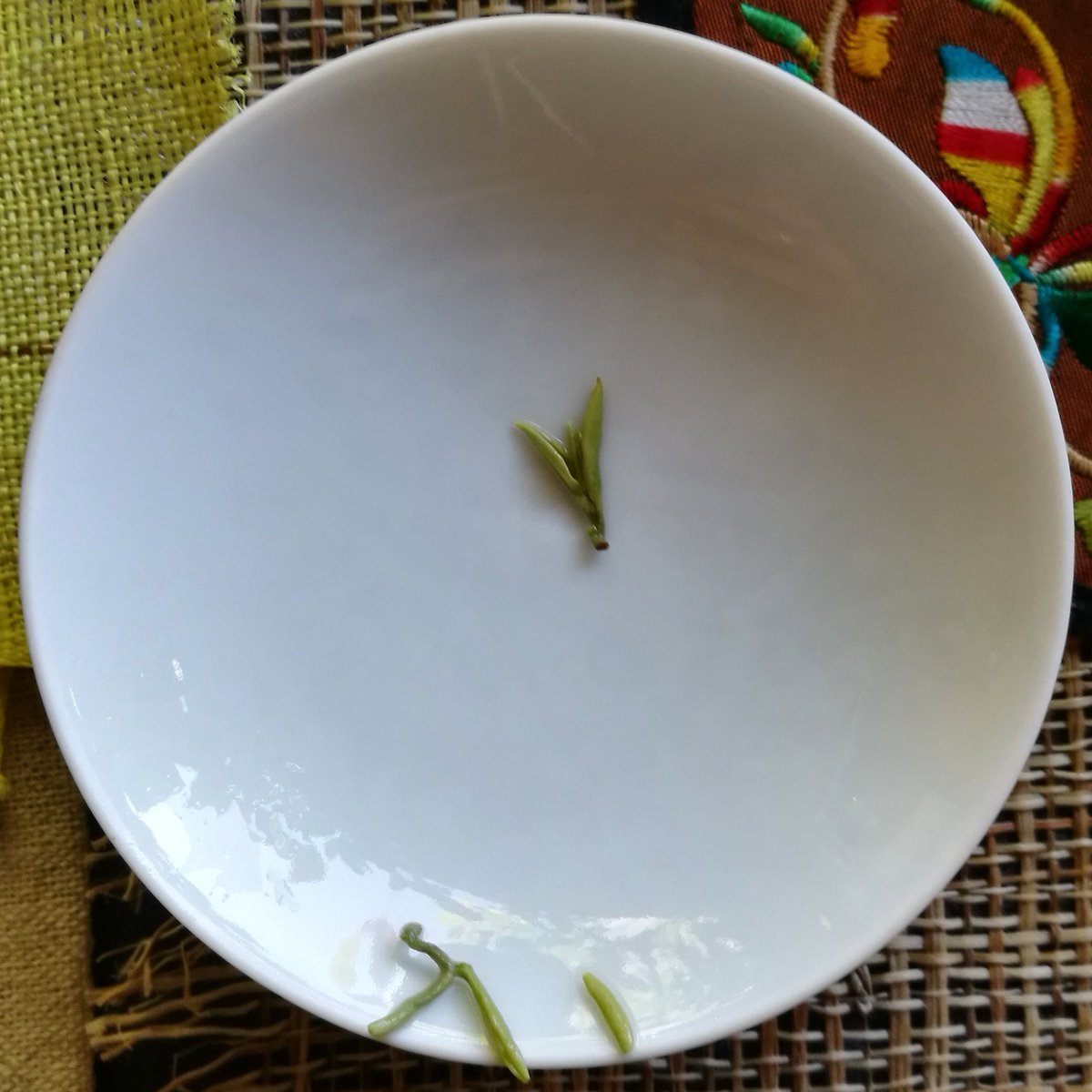 FreshTeaStories's tweet photo. 2017 #Mengding #Sweet #Dew : #Sichuan #green #tea , #greentea , #MengdingSweetDew , #MengdingGanlu ,#FreshTeaStories https://t.co/doLpAum0zs