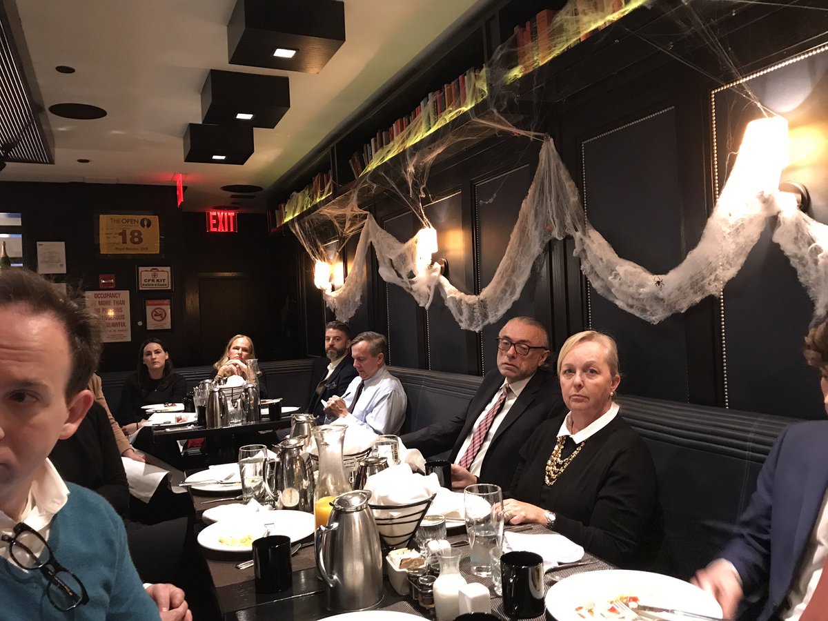 johnleemedia's tweet photo. Hearing about @britebiz and @immedis at @IrishBusinessNY networking breakfast. https://t.co/YDiYKw1XIh