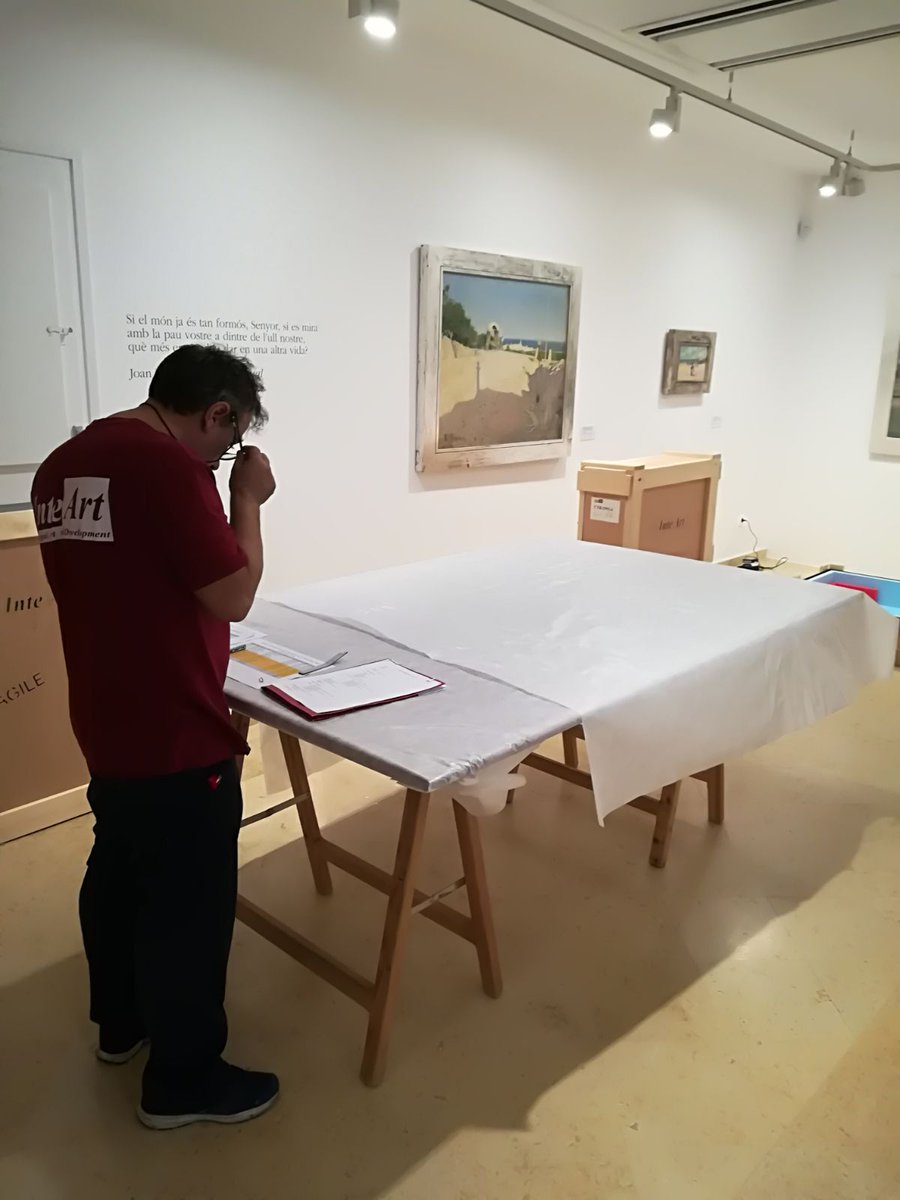 EspaiC_Thyssen's tweet photo. Les obres d'art exposades retornen als seus museus… Un Món ideal es queda per sempre a #ECT17 https://t.co/rh9MB2B26h
