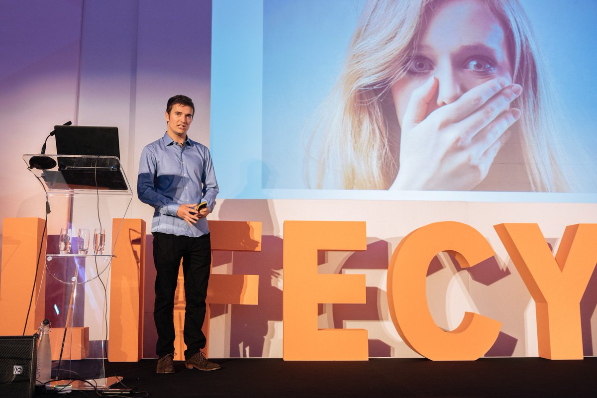 splento's tweet photo. The great talk about “Lubricating the customer journey” from the team @Lovehoney at #Lifecycle17
@OmetriaData #PhotographersOnDemand https://t.co/2LVFMUB79a