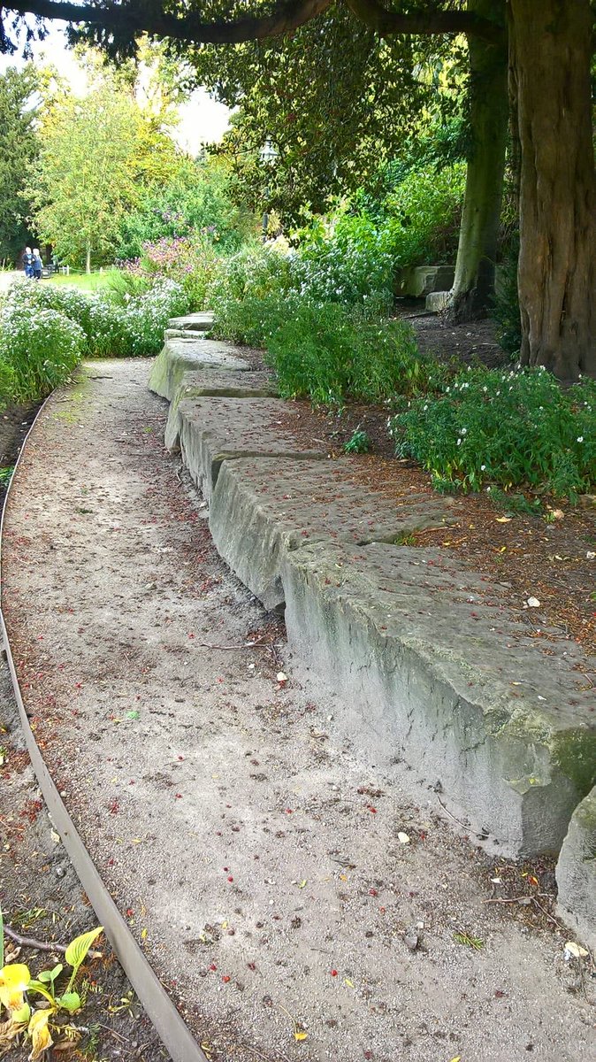 randandasquith's tweet image. Beautiful Yorkshire Rockery @YorkshireMuseum Gardens supplied by @randandasquith.
#yorkstone #rockery #Sightseeing