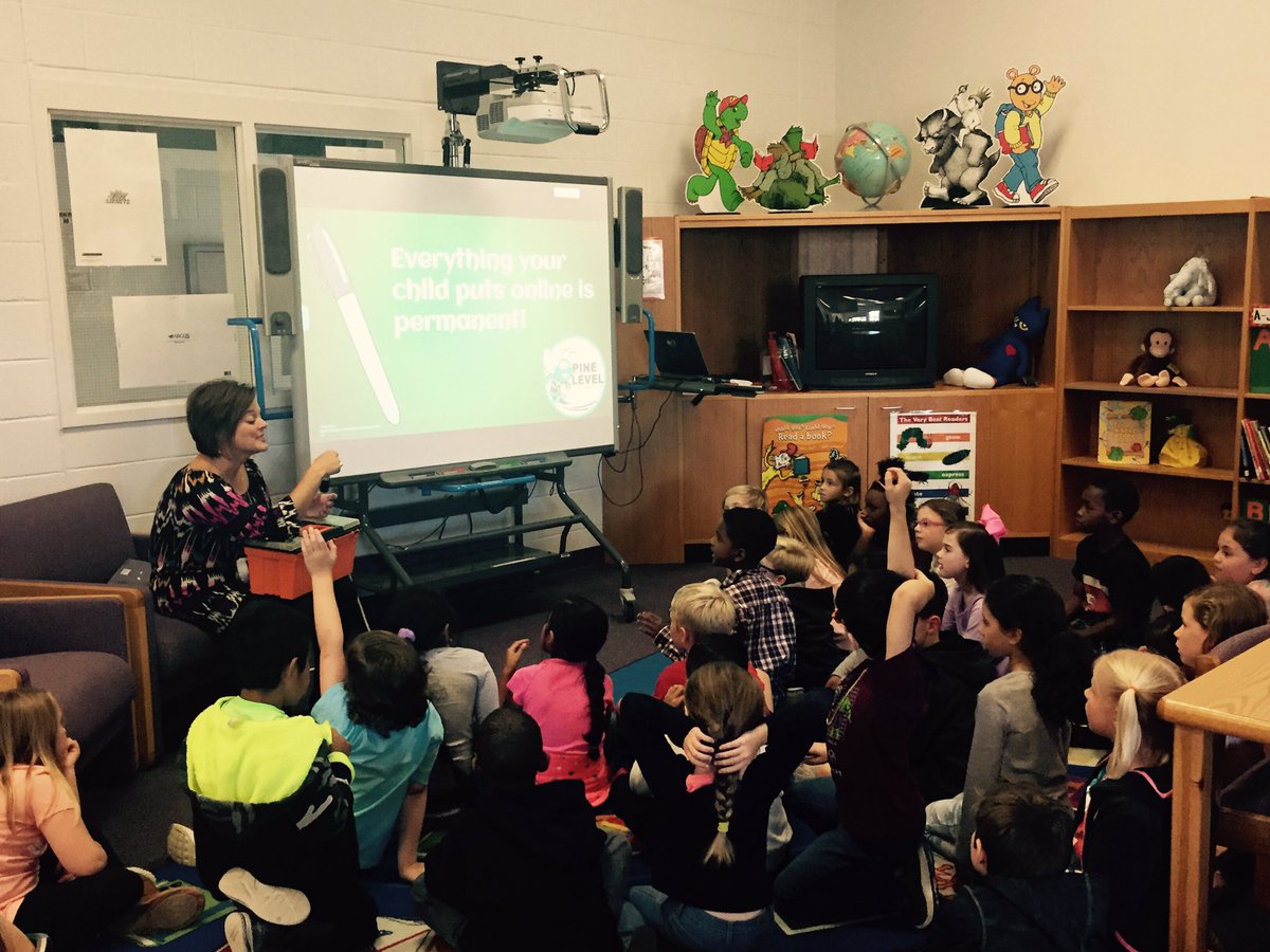 Green Hornet 2nd graders learning about digital citizenship from our super hero Media Coordinator @kparkermomof3! #digitalcitizenship #growGreenHornetsgrow #PLE2nd grade