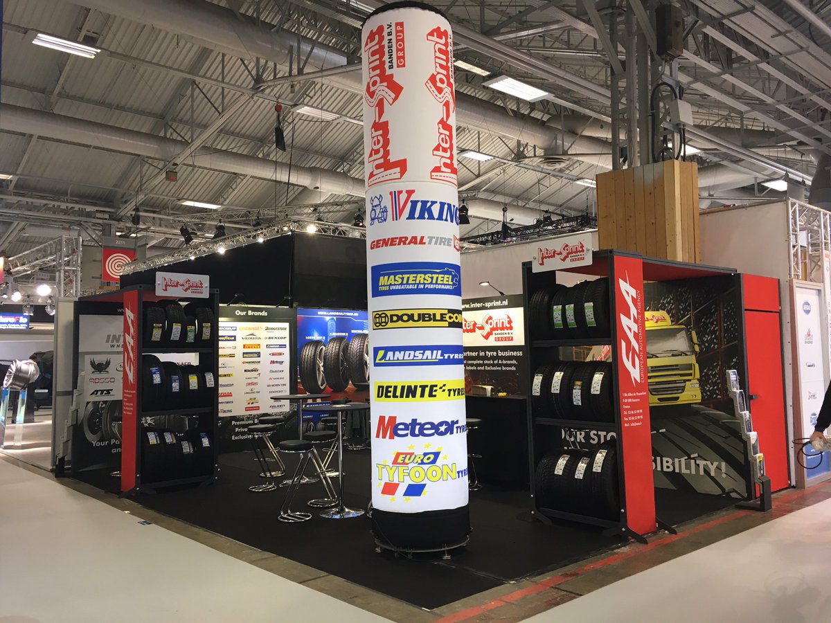 VanessaCrucifix's tweet photo. On n'a pas de musique, pas de danseuses mais de bonnes affaires en pneus &amp;jantes Hall 2.2 C049 @EQUIP_AUTO #pneu #intersprint #jantes https://t.co/E96on4NIOw