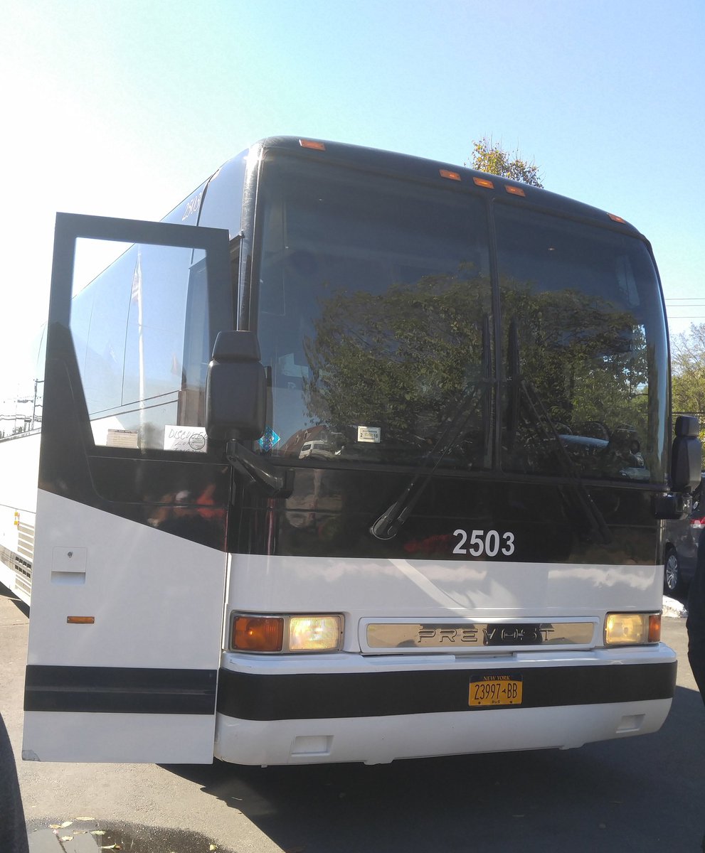 MacKidBrkhaven's tweet photo. Ourr chariot awaits to take us to @MTKLighthouse #MKMeetUp #discoverlongisland https://t.co/VAJ9nvmpO2