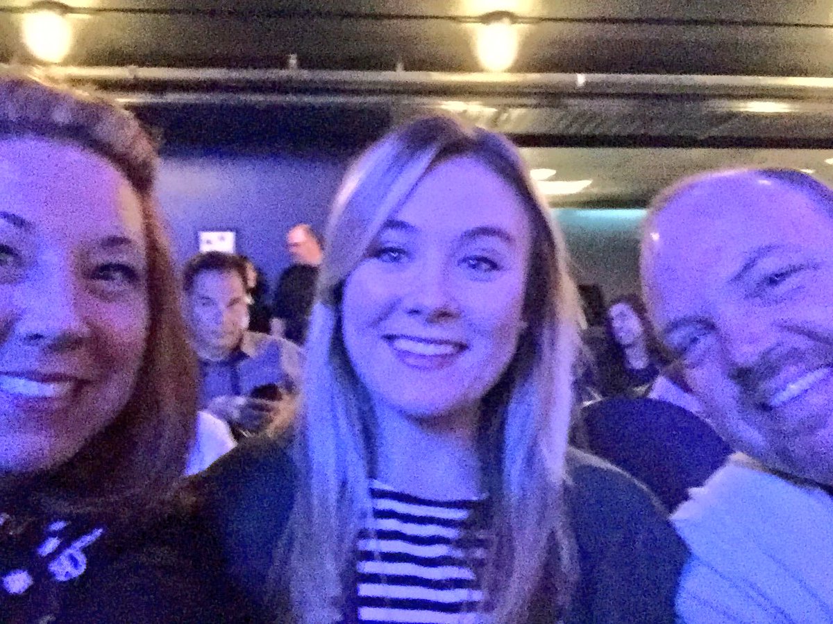 abbyleigh2's tweet photo. @BudURL team is at #smartsocialsummit in Austin this week! Next on the schedule: @MichelleObama 👏🏼👏🏼 https://t.co/SHu72G7bsE