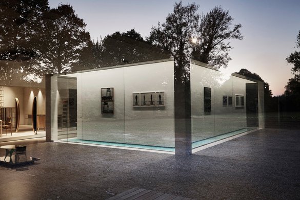 INTERNIMagazine's tweet photo. Floating Cube: la Quadreria Contemporanea di #Molteni&C in mostra con un nuovo concept espositivo di #RonGilad https://t.co/HUcp47wqPS https://t.co/nEQUFlsyQL