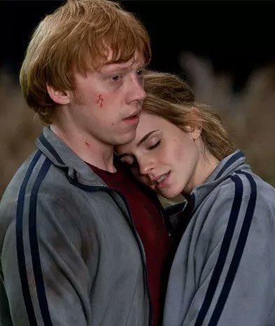 #EncuestaFactsPotter
¿Qué pareja prefieren?

RT: Harry y Hermione
FAV: Ron y Hermione