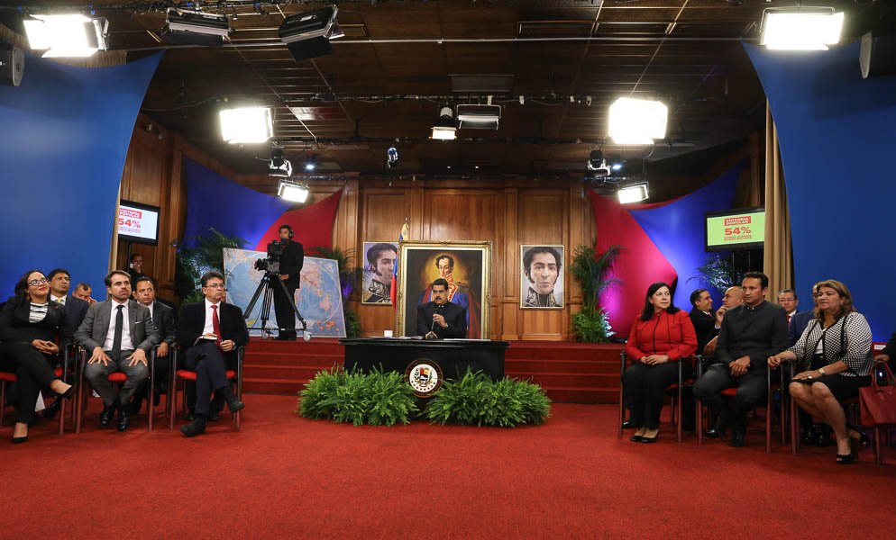 #VenezuelaHablaAlMundo .<a href="/NicolasMaduro/">Nicolás Maduro</a> Venezuela seguirá atendiendo sus compromisos internacionales con total respeto y responsabilidad.
