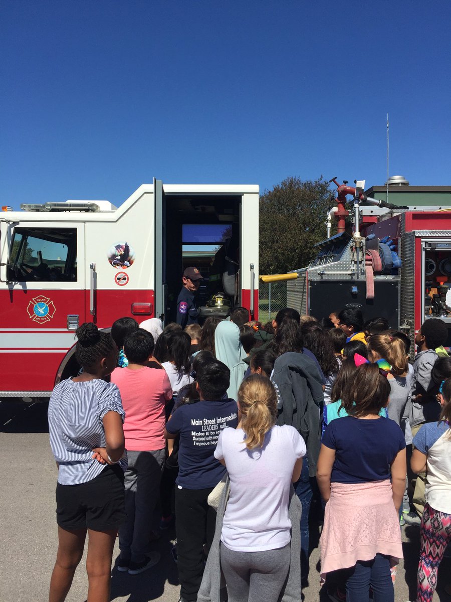 msiprincipal's tweet photo. Thanks to the Taylor Fire Department for coming out to educate our students today. We appreciate all that you do. https://t.co/F3uA12W6tR