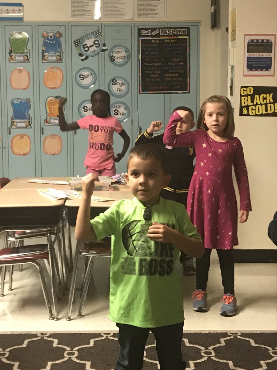 misspetrilla's tweet photo. Getting motivated for our Language Arts year this afternoon with a #fightsong and @GoNoodle #enhancefocus #confidencebooster https://t.co/J46eMrRu6c
