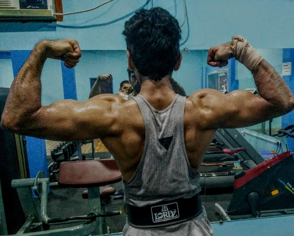 indrajit2100's tweet photo. #livetolift
#jeetselalaesthetics
#drugfreeindia
#NotShowingMyBackPuttingMyGameFaceOn
#passionforiron https://t.co/ydRAECXiFn