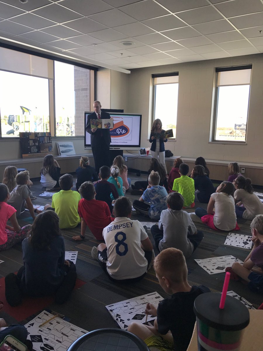 5th graders are learning about entrepreneurship today! <a href="/MrsRayin5th/">Kristin Ray, NBTC</a>