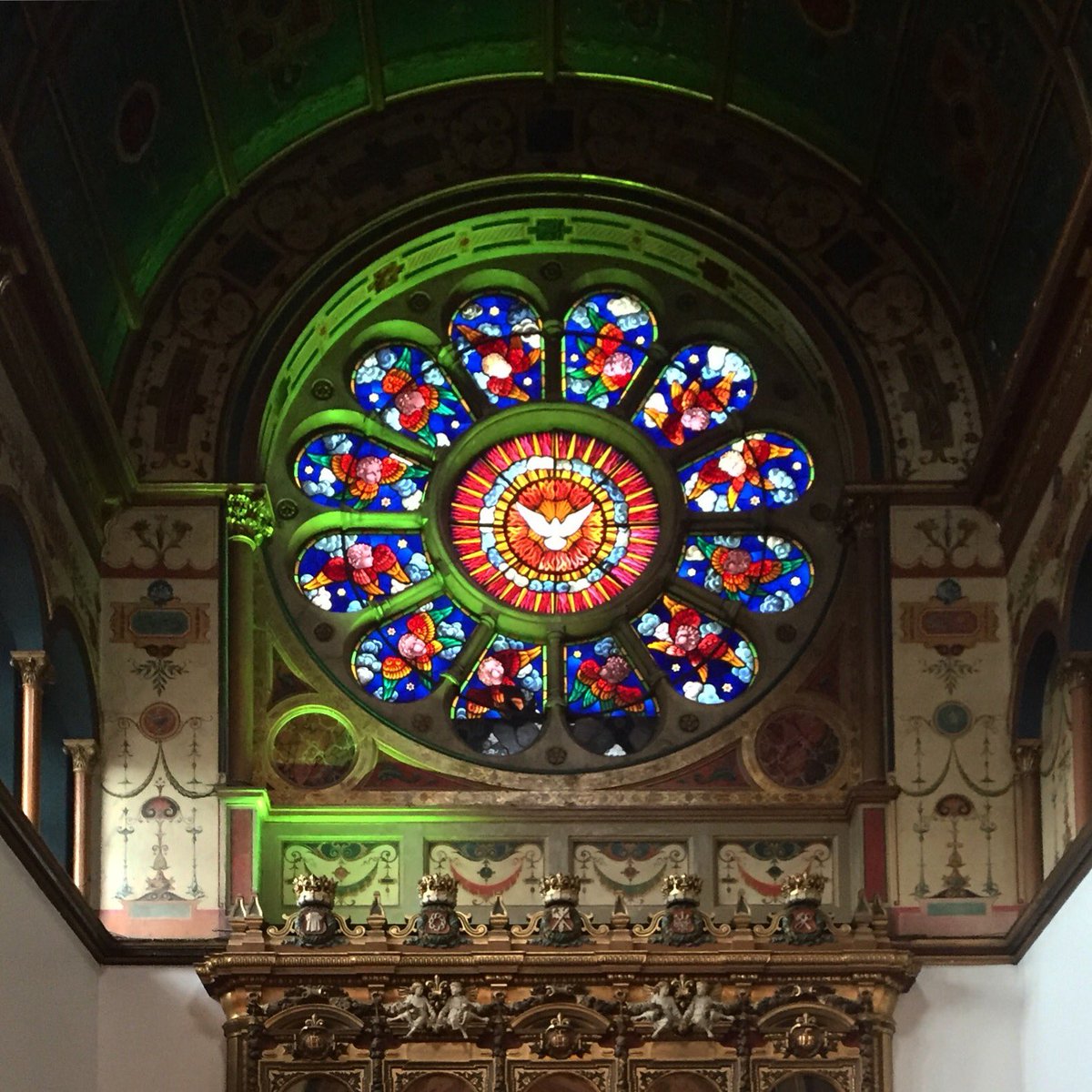 lukeartingstall's tweet image. #lightingdesign #lighting #mockup #test #RGBW #historicarchitecture #projectcomingsoon #watchthisspace @TrykaLEDLtd lookinggoodlads