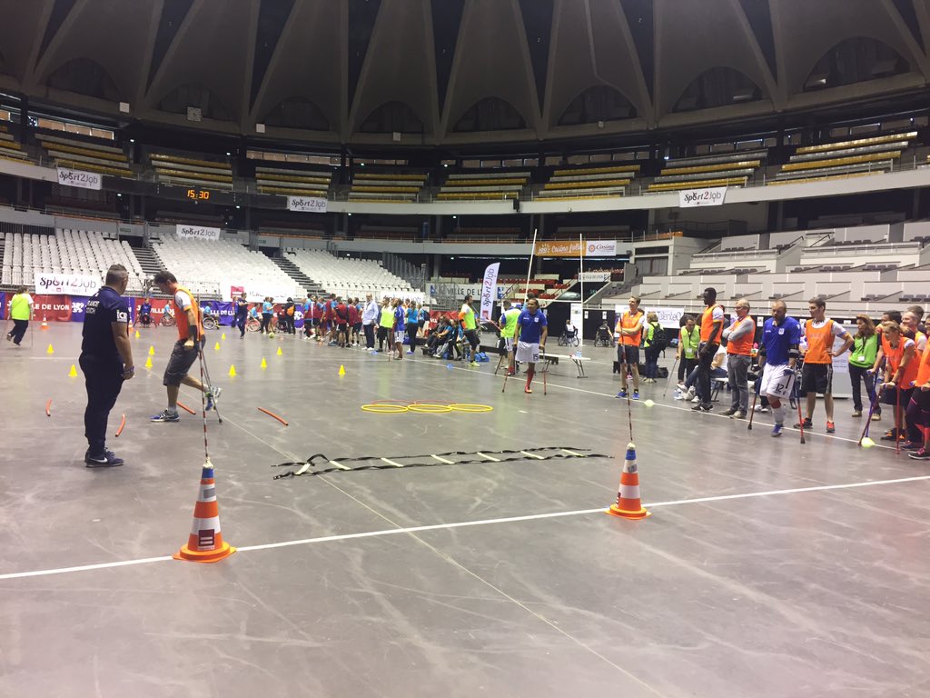BlachierCynthia's tweet photo. #teamsqli #sport2job Ça coach dur ! https://t.co/z2Ko0WaF5F