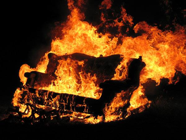 KentDarden's tweet photo. Male Artists!! Support Female Artists against Sexual Harrassment in casting. #BURNTHECOUCH. https://t.co/WofC9bd4xq