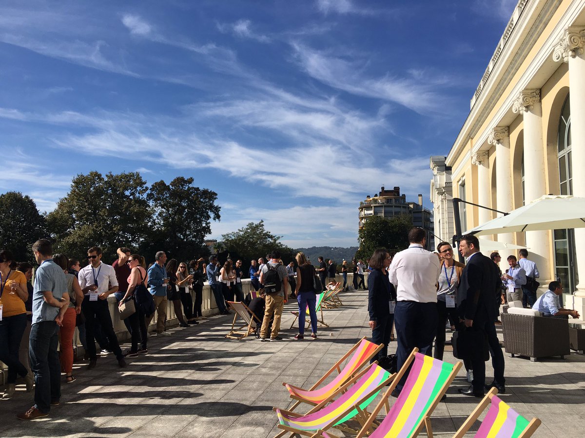 apsulis's tweet image. #ET13 La team @apsulis aux rencontres de l'#etourisme à #Pau avec de jolis sites innovants dans notre besace