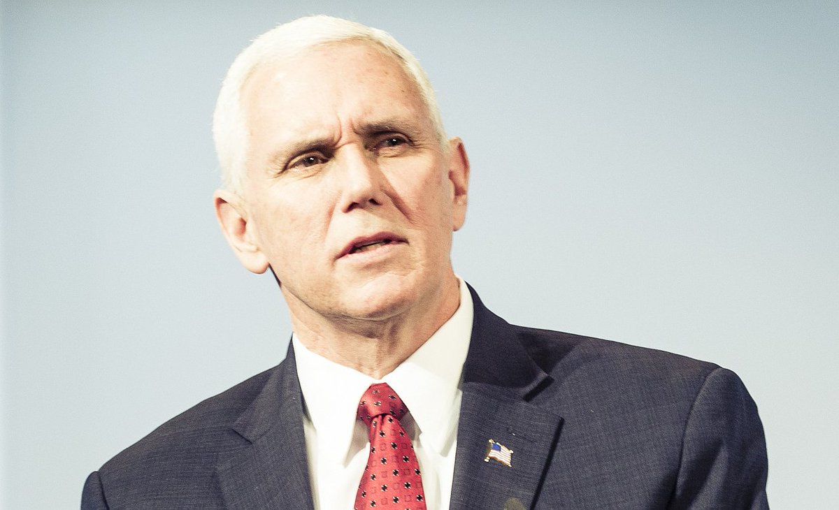 theGAVoice's tweet photo. Trump "joked" that Pence wants to hang all gay people, CA becomes first state to recognize 3rd gender: https://t.co/yU3oEGquD0
#5LGBTthings https://t.co/41vZywjed3
