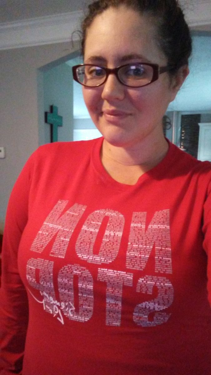 LibbyH122010's tweet image. When its finally cool enough to wear my @TeeRico_LinMan shirt! I've only had it for 3 months -_- #NonStop #finallycold #FallinNC