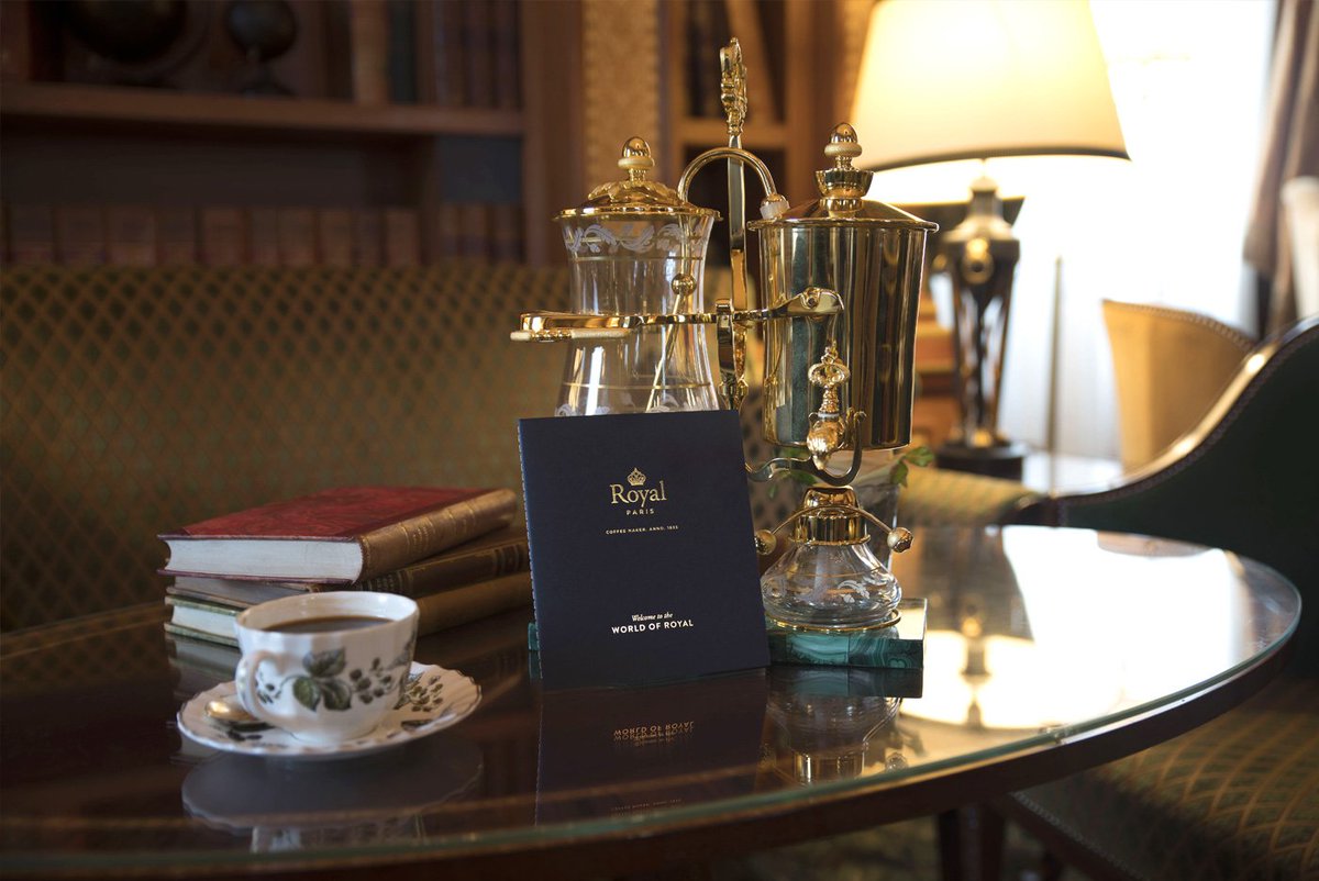 ZooComms's tweet photo. The exclusive @royalcoffeemaker, a handcrafted 24-karat gold &amp; Baccarat crystal balancing syphon brewer #creativeanimals #brandmanagement https://t.co/DBIa7IuU7d