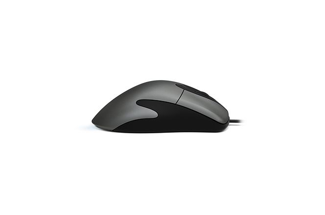 verge's tweet photo. Microsoft is bringing the IntelliMouse Explorer back https://t.co/jGG4pdIspp https://t.co/AdPEDArebt