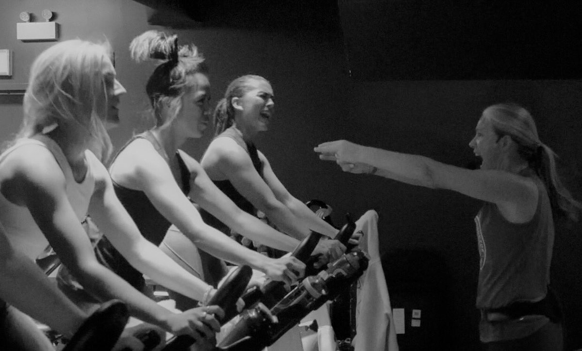 bean_tash's tweet photo. Your vibe attracts your tribe 🖤 #indoorcycling #spinclass #fitness #passion #sweat #rydetribe @RydeYXE https://t.co/E7Dv02JiJq
