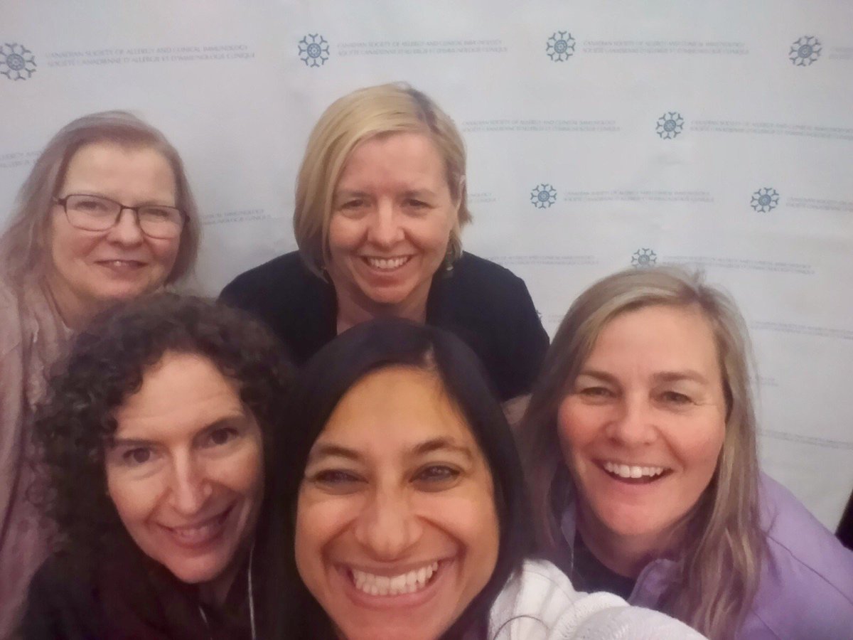 FoodAllergyCAN's tweet photo. @FoodAllergyCAN team at the @CSACI_ca annual #conference learning about the latest in #allergy #research #CSACI17 https://t.co/GOLy5FY9t2