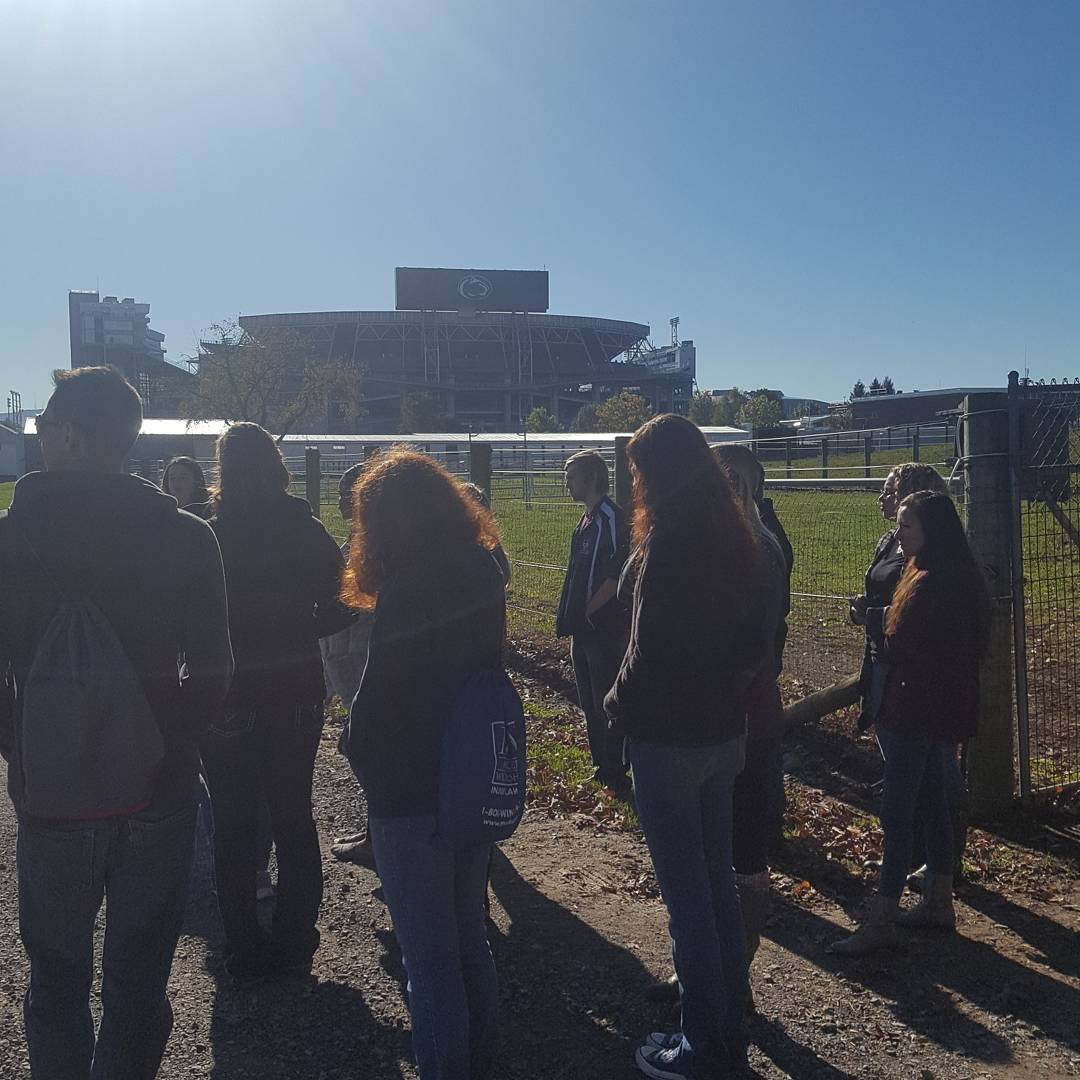 JennethLayaou's tweet photo. Early morning Penn State York campus students visiting the equine research barns at university park campus @PennStateYork @agsciences https://t.co/7K8ROqufmN