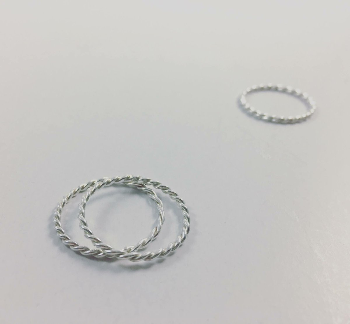 AureaJewellery's tweet photo. Classic rope ring👌🏻 #ropering #classic #jewelry #simplicity #elegant #simple #lovely #design #jewellery #feminine #dainty #ring #rings #love https://t.co/I1EG1oiUC8