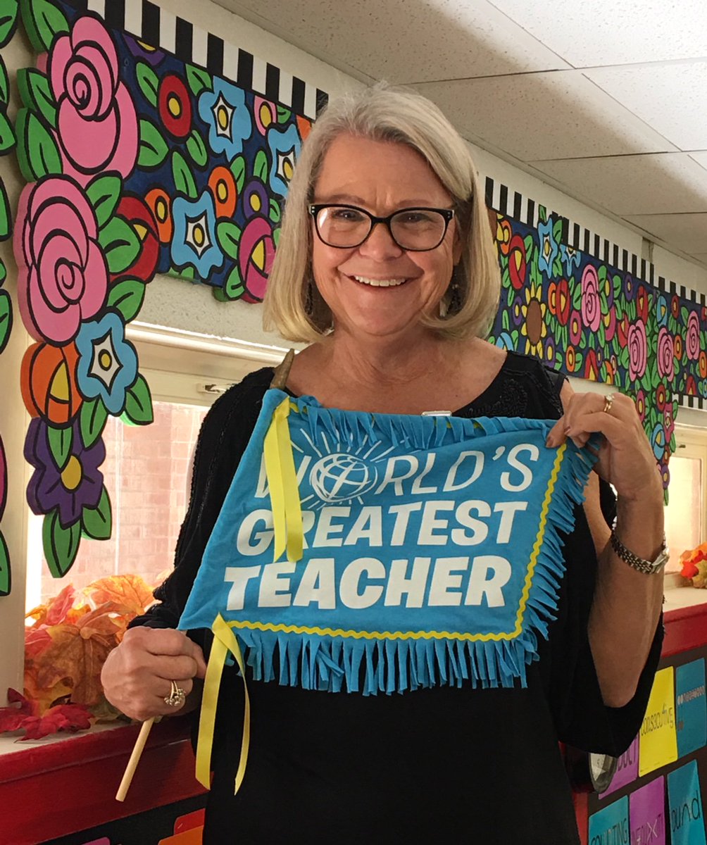 Congrats to Mrs. Bell our Ross Teacher of the Week! Mrs. Bell holds high expectations for all of us. She loves Ross with all her heart!