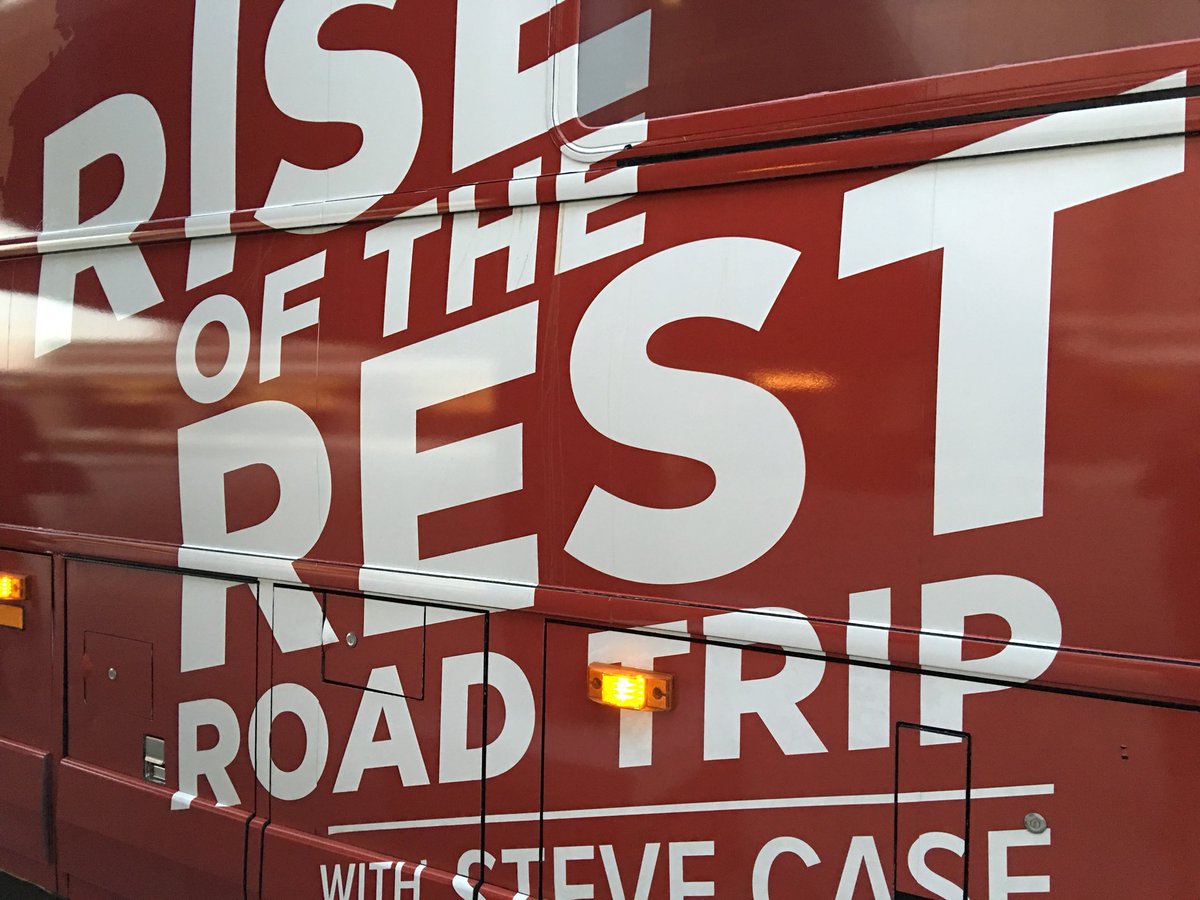 On the bus today with <a href="/RiseOfRest/">Rise of the Rest</a> and the amazing Green Bay entrepreneur community. #riseofrest #rotr6 @LaunchWis <a href="/StartupChamps/">Startup Champions</a>