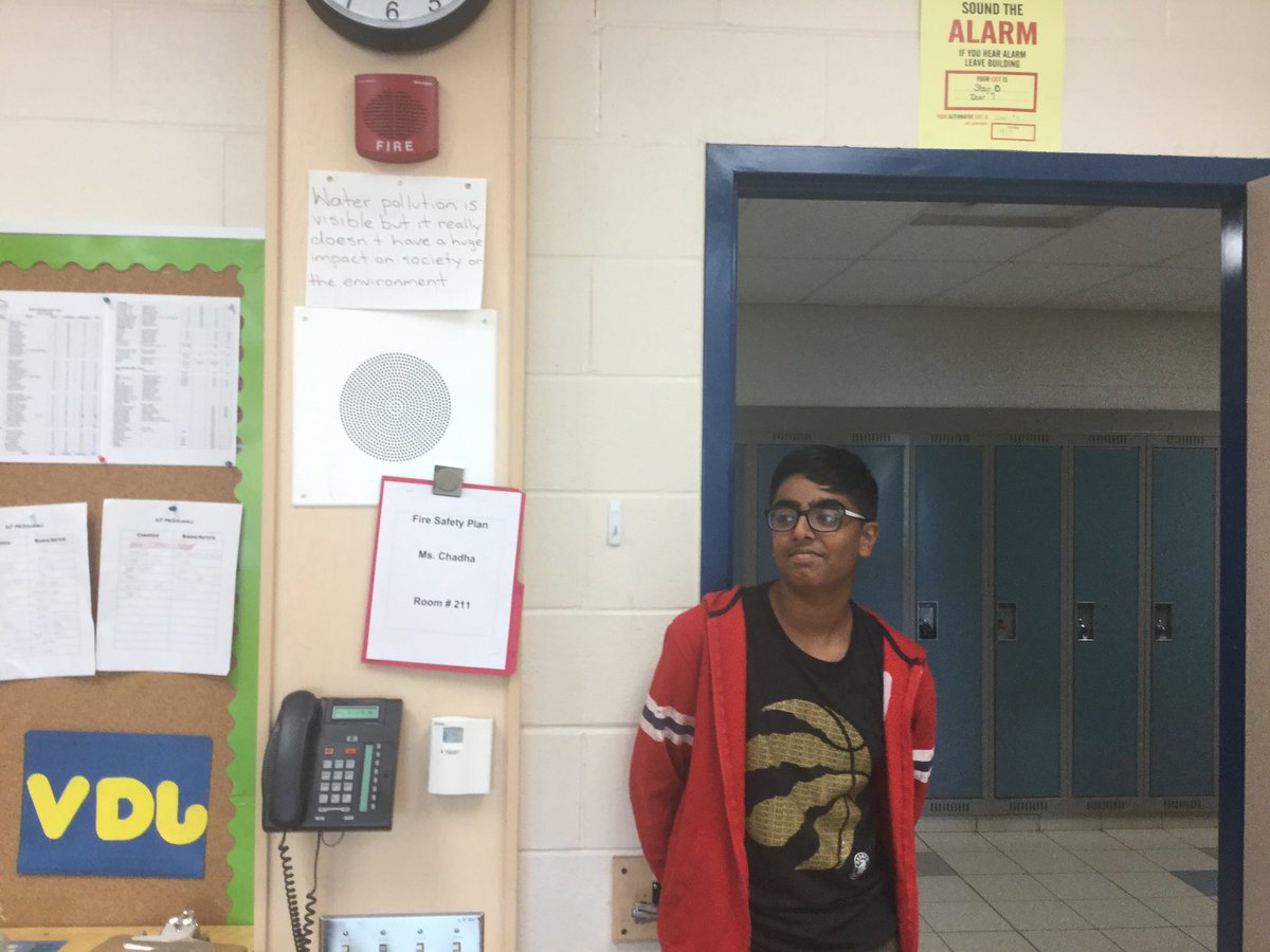mlchadha's tweet photo. doing four corners activity,explaining our thinking, changing our perspective about water pollution @EldoradoPDSB @_s_khan_ @bigideasteach https://t.co/hmxGvvFTDI
