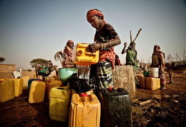 UN_Water's tweet photo. Lack of #water, #sanitation &amp; #hygiene may lock people into a cycle of poverty.
#EndPoverty https://t.co/SI39zJWDod https://t.co/SNBLZJVj7Z https://t.co/pd2ADClORK