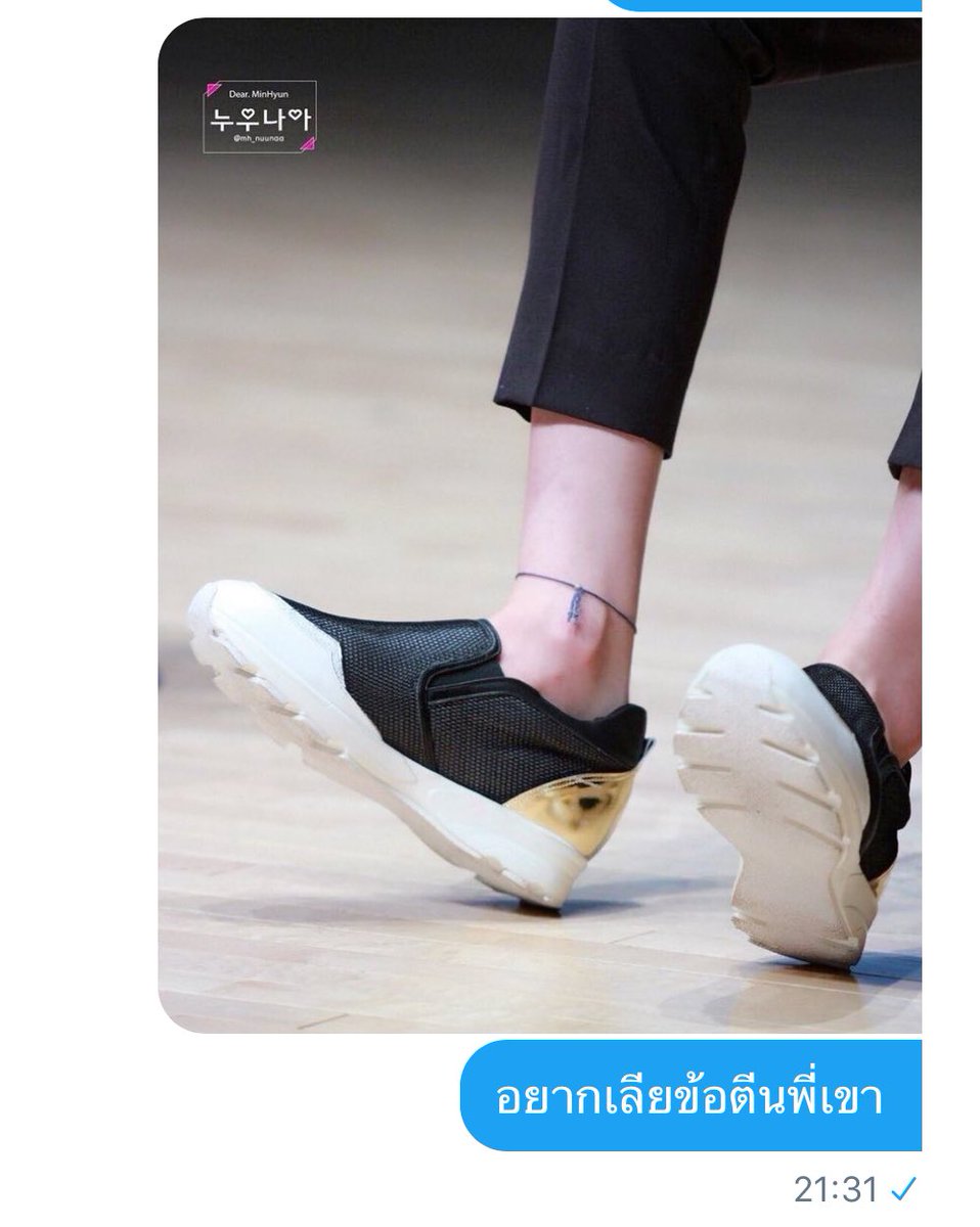 wikibibi_s's tweet photo. หน้าทามไลน์ vs ดีเอ็ม https://t.co/ZKxAk1YQ68