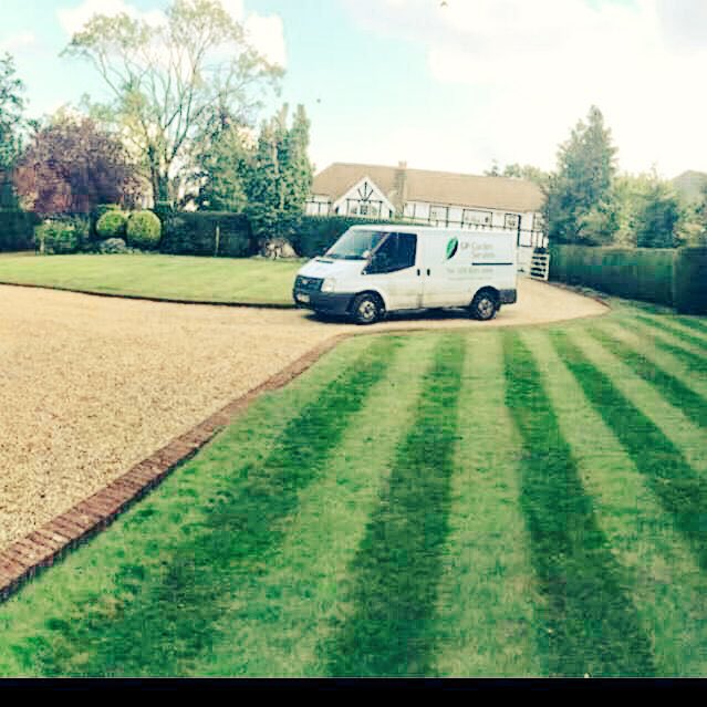 GPservices1's tweet photo. Reminder!!! We are using a new Twitter account now, so please follow us @GPGardenService for the latest!.... https://t.co/BSjliQE7vI