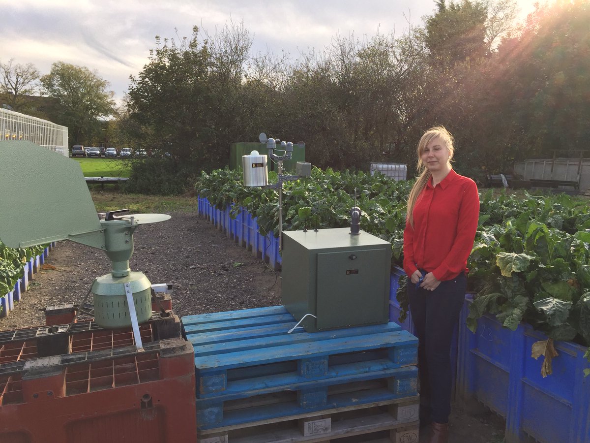 UoN_Beet_team's tweet photo. The installation of the #automated #sporetrap for the SporeID project is complete! Agata should get some disease data soon #cropprotection https://t.co/BULWgudKpR