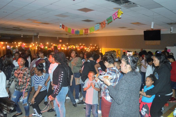 ChristinaK12's tweet photo. #KirkMS hosts 1st annual Annual Hispanic Heritage Festival during #HispanicHeritageWeek   https://t.co/YiRl999sxX https://t.co/NSZTgcRuaI