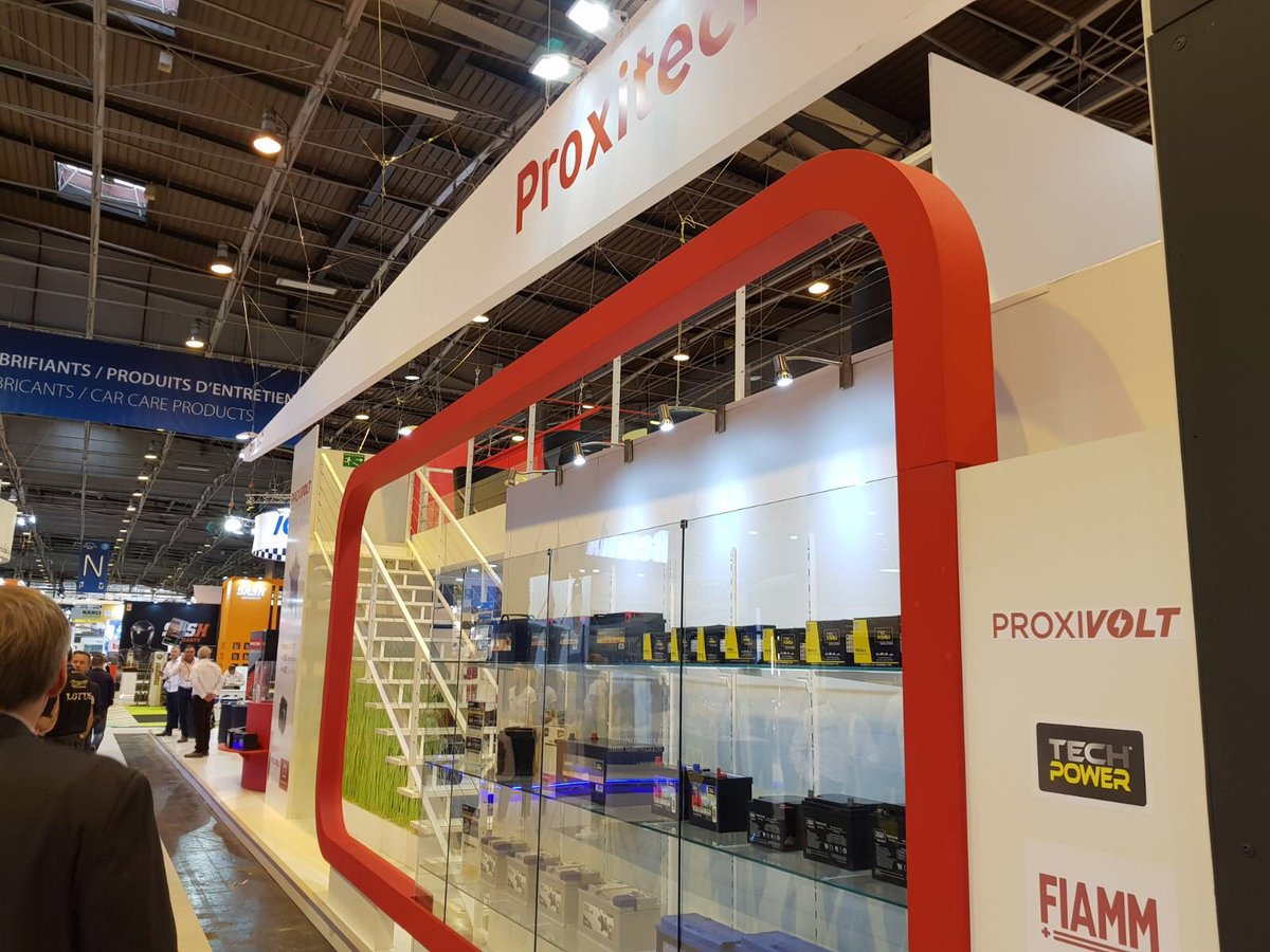 InfoMythiqs's tweet photo. Fabrication et Montage du #stand #proxitech sur #EQUIPAUTO2017 - conception Vertex https://t.co/2reEUpxXyb
