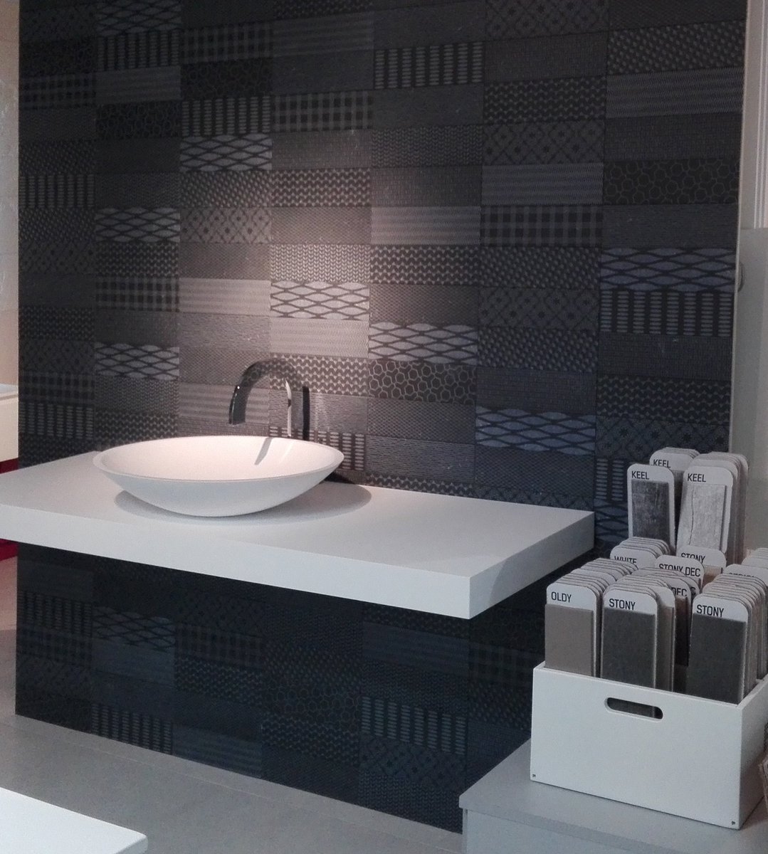 fittilesocial's tweet photo. The elegant lines of the Stony collection, here in its Lava colour.
#tile #design #architecture #MadeInItaly #ceramic #stone #art https://t.co/p85LyRi3X0