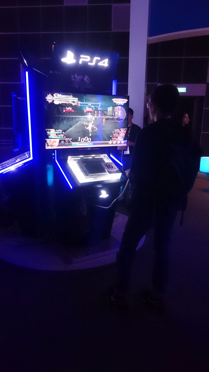 LeorenArt's tweet photo. Thank you #GameStart2017
Such a wonderful experience I had here.
I even participate in FF TGC tourney just because of Onion Knight's card😆 https://t.co/RXbXLmyWHu