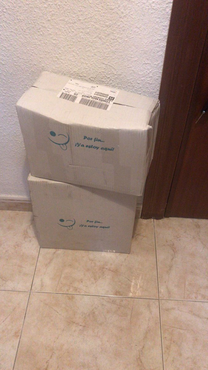 clickyencasa's tweet photo. Rocío Piñeiro nos ha enviado esta foto de toooooooooodo lo que ha comprado en nuestra web.

Estamos muy contentos! 😎 https://t.co/uvcn9lpcal
