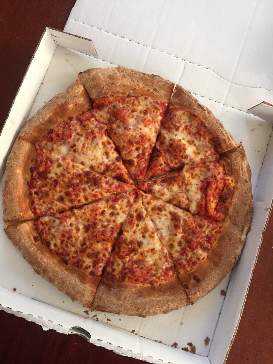 Btownmenus's tweet photo. Only 2.99 for a large cheese pizza from Papa John’s this week! 😋🙌🏻 #eatcheapweek #btownmenus https://t.co/4q1LieFtqs