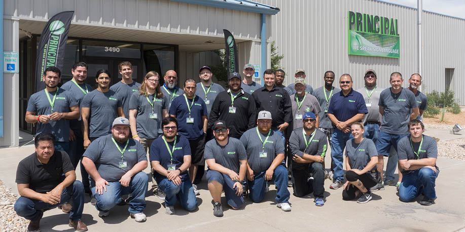 PrincipalLED's tweet photo. Principal LED couldn't do it without our assembly and shipping crew. They work hard to make sure you're happy with your product. #PLEDteam https://t.co/SMkLF3n0Jb